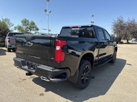 Take it to the trails. The Silverado LT Trail Boss offers the perfect balance of comfort features an... (image 8)