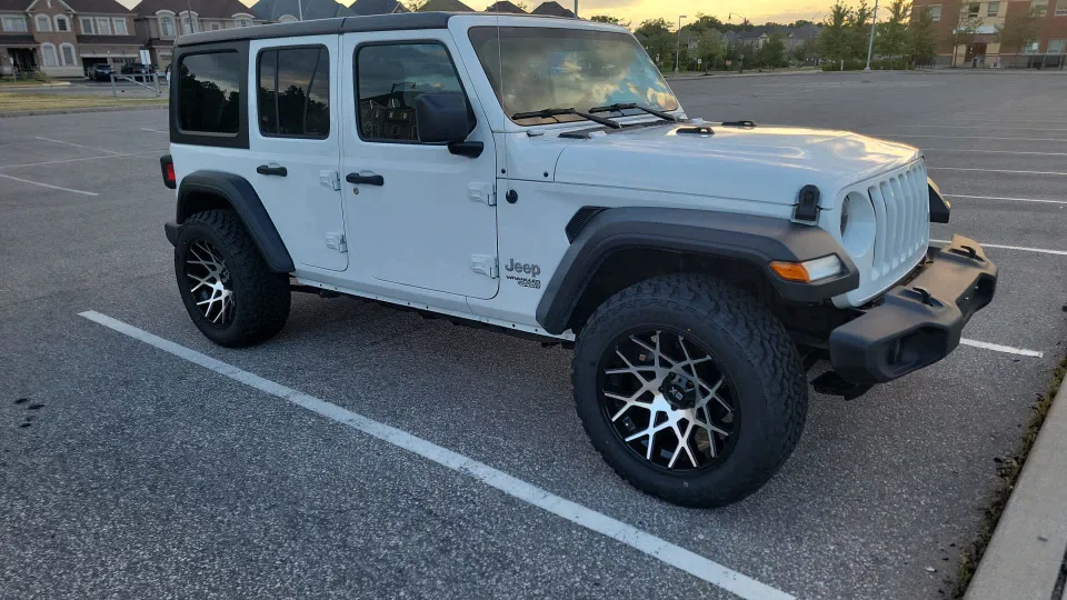 2019 Jeep Wrangler Aftermarket Rims and Tires