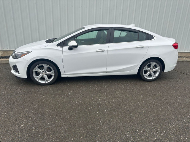 2019 Chevrolet Cruze Premier in Cars & Trucks in Edmundston - Image 3