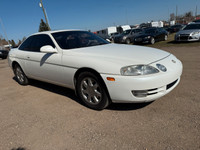 This luxury two door coupe is like new!! Came from an Estate sale. It was always stored indoors. Sme... (image 5)