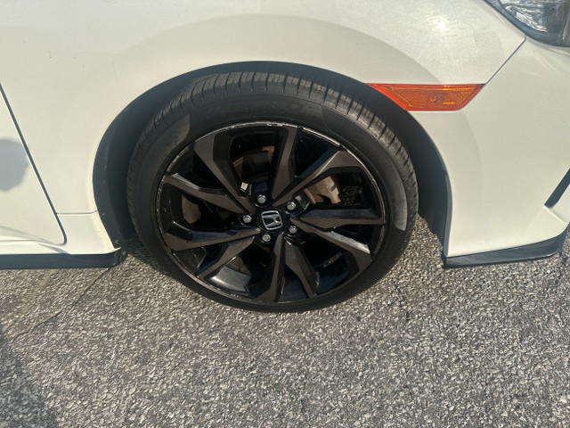 2017 Honda Civic Sport Touring HATCH in Cars & Trucks in Mississauga / Peel Region - Image 3