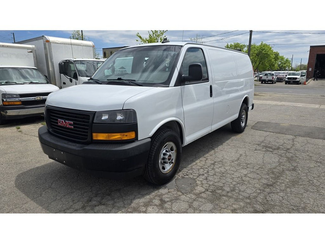 2020 Chevrolet Express G2500 - 4.3L V6 - 1 Owner Off Lease - Ext in Cars & Trucks in City of Toronto - Image 4