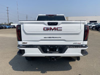 Unsure what to look for in a heavy-duty pickup that can handle both worksite tasks and weekend adven... (image 6)