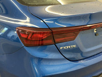 Heated Seats, Air Conditioning, Lane Assist, Heated Steering Wheel, Cruise Control, Apple Android Ca... (image 8)