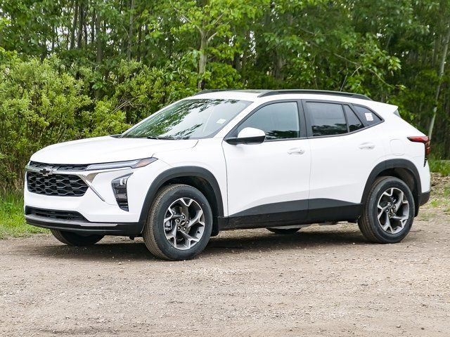 2025 Chevrolet Trax LT in Cars & Trucks in Edmonton - Image 3