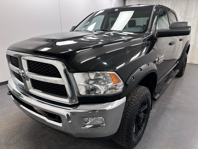 2017 RAM 2500 SLT 2500 SLT Crew 4x4 Diesel in Cars & Trucks in Lethbridge