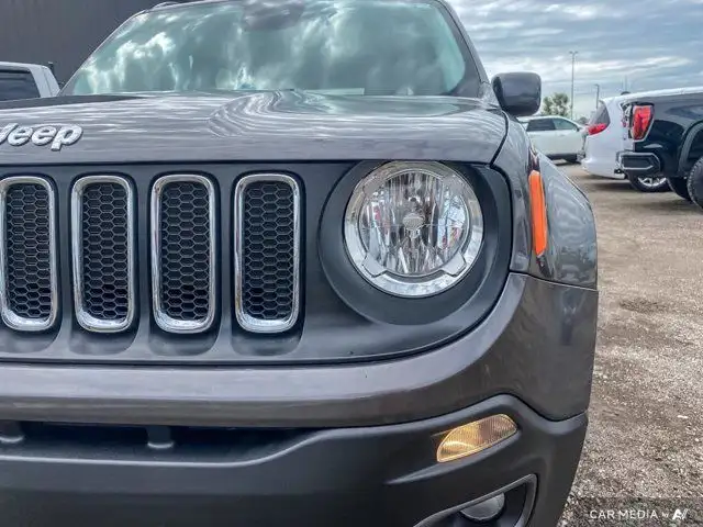 2016 Jeep Renegade North in Cars & Trucks in Saskatoon - Image 13