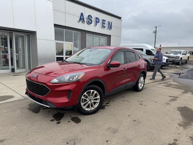 2020 Ford Escape SE in Cars & Trucks in Red Deer
