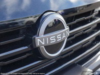 This Nissan Kicks has a durable Regular Unleaded I-4 2.0 L/122 engine powering this Variable transmi... (image 8)