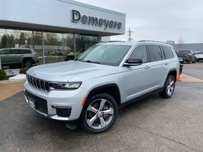 WAS: $40995 NOW: $39500 plus taxes and licensing feesLeather heated and vented front seats, heated s...