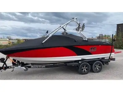 2011 MASTERCRAFT X15 360 HOURS. 201 HOURS LESS THAN 1200 RPM NO PAYMENTS FOR 6 MONTHS! OVER 150 UNIT...