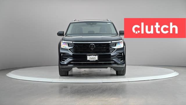 2024 Volkswagen Atlas Execline AWD w/ Apple CarPlay, Heated Fron in Cars & Trucks in City of Toronto - Image 3