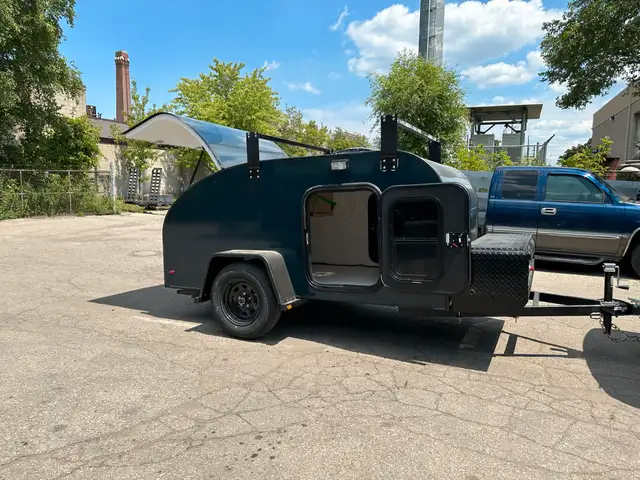 Nomad Teardrop Trailer in Cargo & Utility Trailers in Hamilton - Image 8