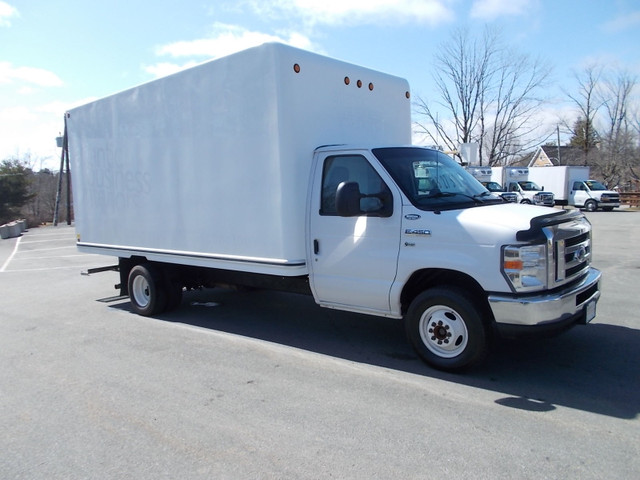 2019 Ford E-Series Cutaway Cube Van in Cars & Trucks in Bedford - Image 3