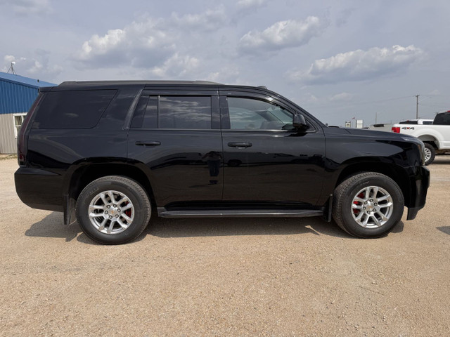 2018 GMC Yukon SLT 7 Passenger 4WD *LOADED!* in Cars & Trucks in Winnipeg - Image 3
