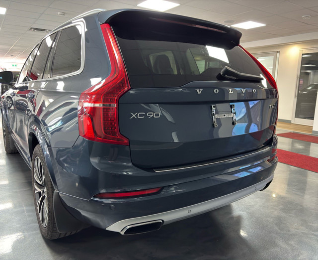 2020 Volvo XC90 T6 AWD Momentum in Cars & Trucks in Calgary - Image 4