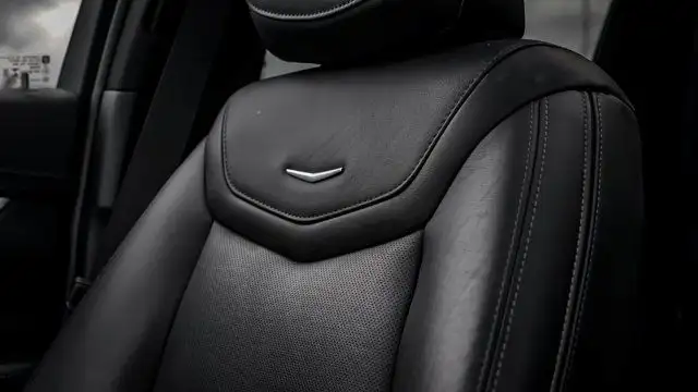 2021 Cadillac XT5 AWD Premium Luxury | Driver Awareness Package in Cars & Trucks in Guelph - Image 27