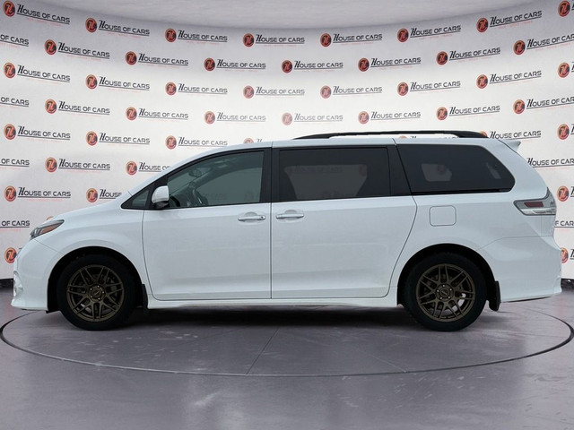 2016 Toyota Sienna 5dr SE 8-Pass FWD in Cars & Trucks in Edmonton - Image 2