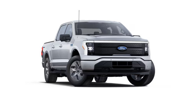 2025 Ford F-150 Lightning FLASH | BLUECRUISE | MOBILE PWR CORD | in Cars & Trucks in Calgary - Image 4