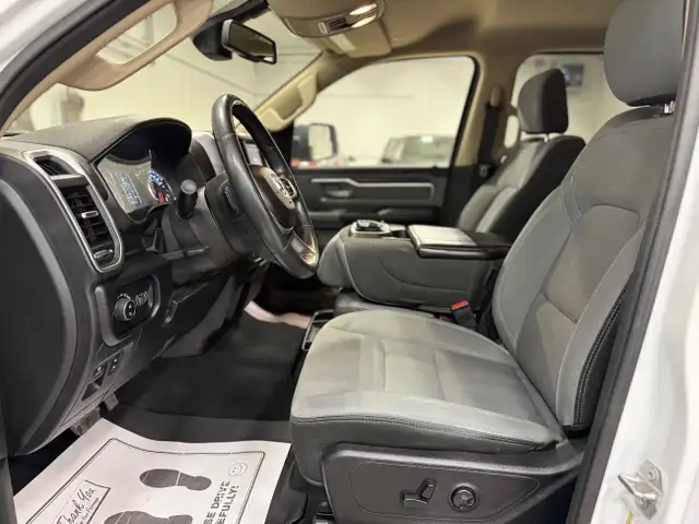 2019 RAM 1500 BIG HORN 4X4 CREW CAB *SAFETIED* *CLEAN TITLE* in Cars & Trucks in Winnipeg - Image 28
