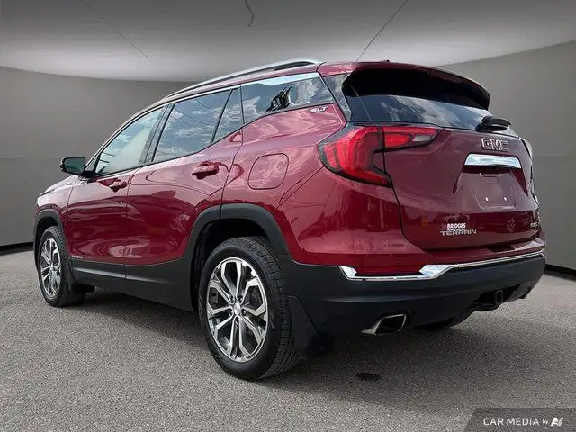 2018 GMC Terrain SLT | Apple Carplay | Heated Seats dans Autos et camions dans Saskatoon - Image 6