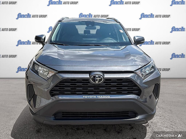 2021 Toyota RAV4 LE LOW MILEAGE | CLEAN CARFAX | HEATED SEATS in Cars & Trucks in London - Image 3