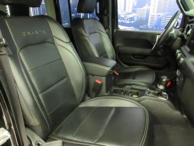 JEEP WRANGLER 2023 UNLIMITED SAHARA 4X4 GPS CUIR CAMERA 38900 KM in Cars & Trucks in Lévis - Image 28