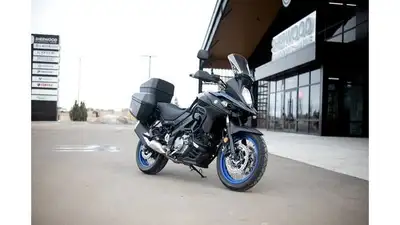 Engine Engine Type 4-stroke, liquid-cooled, DOHC 90 degree V-Twin Displacement 645cc Bore and Stroke...