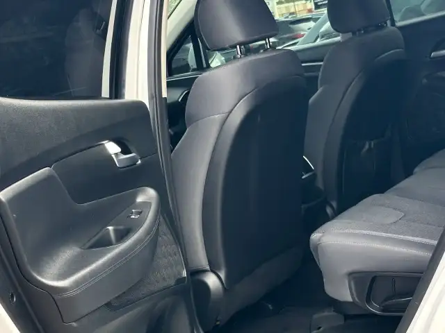 2019 Hyundai Santa Fe ESSENTIAL WINTER TIRES + RIMS| HEATED FRON in Cars & Trucks in City of Toronto - Image 21