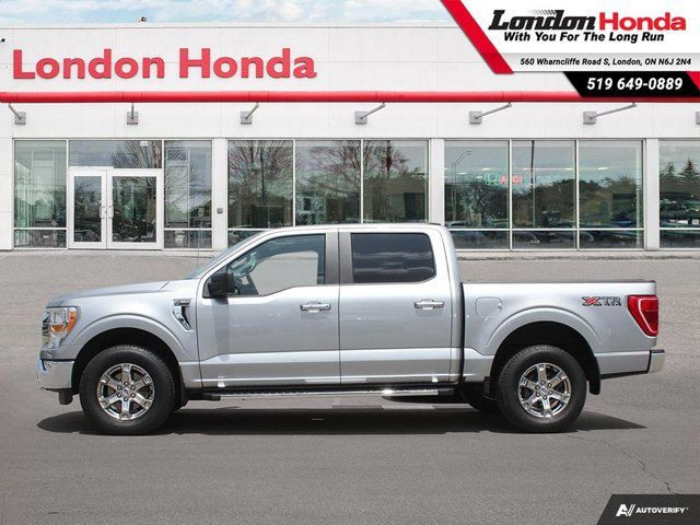 2021 Ford F-150 XLT | Clean Carfax | New Tires | Hard Folding in Cars & Trucks in London - Image 3
