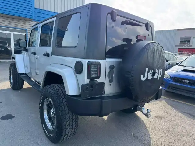 2007 JEEP Wrangler Sahara in Cars & Trucks in Laval / North Shore - Image 6
