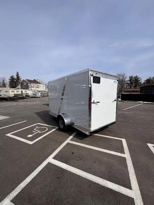6x12 Single Axle 6.6 INT Enclosed Cargo Trailer in Cargo & Utility Trailers in Brantford - Image 5