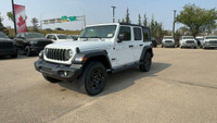 This 2025 JEEP WRANGLER 4-DOOR SPORT has the following options Cloth Low-Back Bucket Seats, Apple Ca... (image 4)