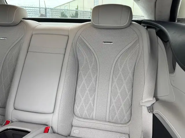 2019 Mercedes-Benz S-Class AMG S 63 **CLEAN CARFAX** in Cars & Trucks in Hamilton - Image 37