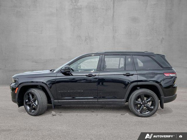 2025 Jeep Grand Cherokee Altitude | Trailer Tow Package in Cars & Trucks in Edmonton - Image 2