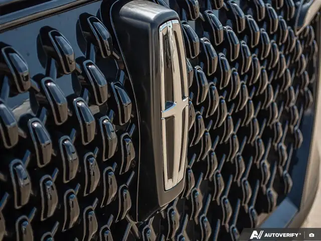 2025 Lincoln Aviator Reserve in Cars & Trucks in Edmonton - Image 10