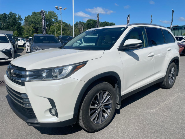 2019 Toyota Highlander XLE / Camera / Bluetooth / Cuir Bien Équi in Cars & Trucks in Laval / North Shore - Image 2