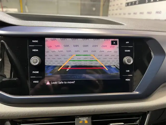 2022 Volkswagen Taos in Cars & Trucks in Ottawa - Image 30