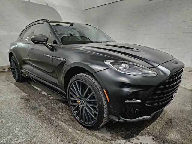 2023 Aston Martin DBX 707 GROUPE CARBON AUCUNE TAXE DE LUXE 707  in Cars & Trucks in Laval / North Shore