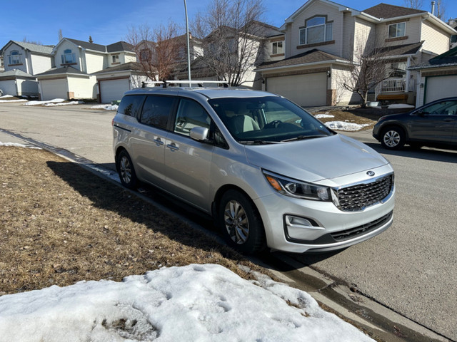 2019 Kia Sedona LX… open to Negotiate in Cars & Trucks in Calgary - Image 2