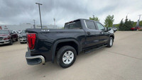This GMC Sierra 1500 is equipped with: Front 40/20/40 Split-Bench Seat, Remote Vehicle Starter Syste... (image 2)