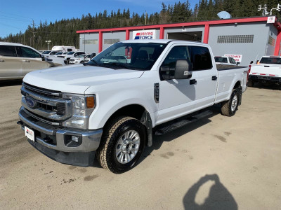  2022 Ford Super Duty F-350 SRW XLT