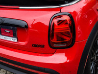 *Lease from $267.88 semi-monthly at 6.29% APR with 10% down.* Single Owner, Accident Free Vehicle. P... (image 6)