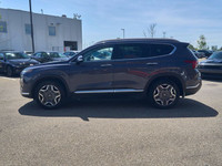 This Hyundai Santa Fe Hybrid has a strong Intercooled Turbo Gas/Electric I-4 1.6 L/98 engine powerin... (image 1)