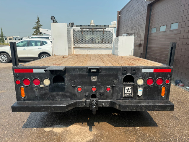 2013 Ford Super Duty F-450 DRW XLT FLAT DECK DIESEL 4X4 in Cars & Trucks in Calgary - Image 4
