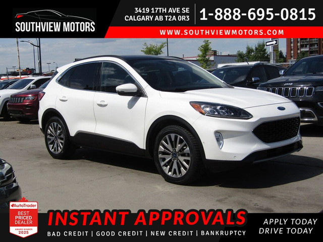 2020 Ford Escape Titanium Hybrid AWD TECH PKG/LOADED/HUD/PANO-RO in Cars & Trucks in Calgary