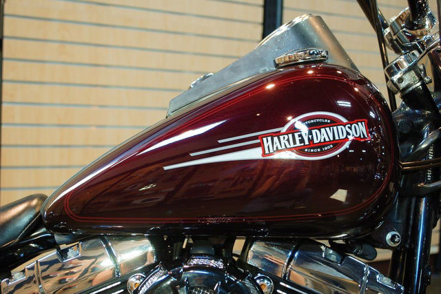 2005 Harley-Davidson Softail Heritage in Street, Cruisers & Choppers in Lethbridge - Image 3