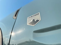 ****SUPER CLEAN CARFAX | LOW INTEREST FINANCING ONLY $212 B/W FOR 84 MONTHS + HST!!! | MUST SEE | 36... (image 5)