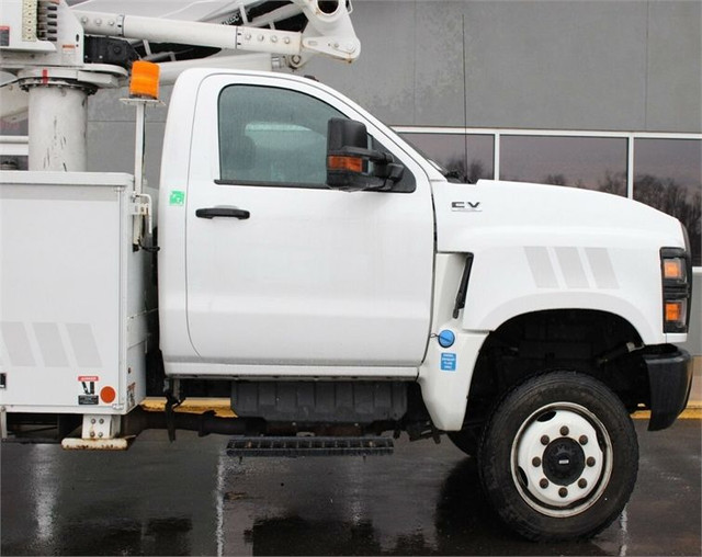 2019 International CV in Heavy Trucks in City of Toronto - Image 4