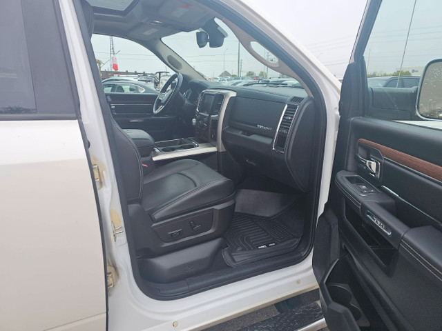 2016 Ram 1500 DIESEL-4WD Quad Cab 140.5" Laramie in Cars & Trucks in Oakville / Halton Region - Image 3